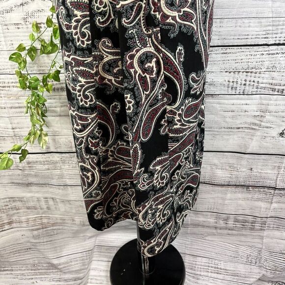 Christopher & Banks Skirt size 10 Black Red Paisley A Line Midi Boho Modest Slim - Picture 16 of 16